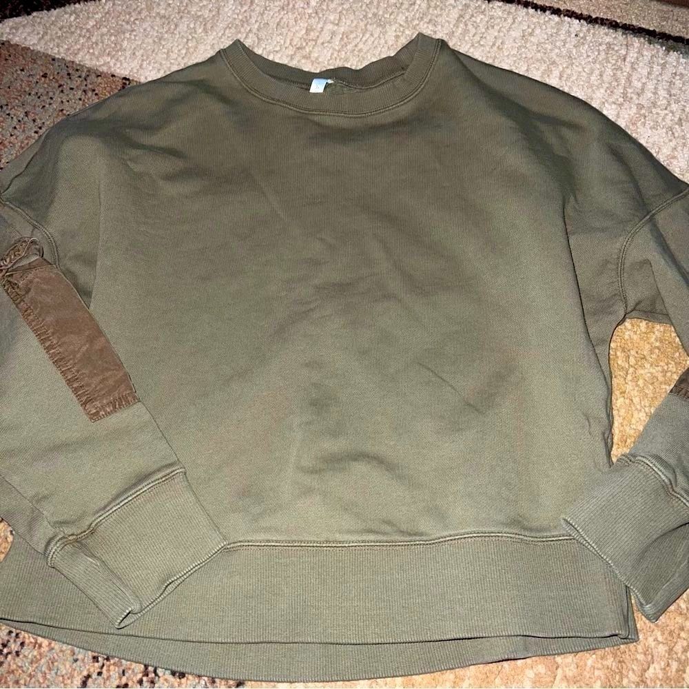 Fabletics sweatshirt 